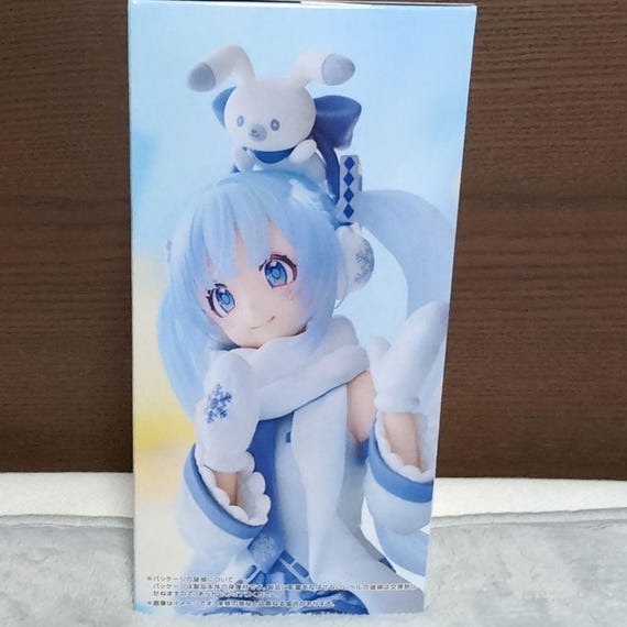 Hatsune Miku Noodle Stopper Figure — Snow Miku Sky Town 10th Ver