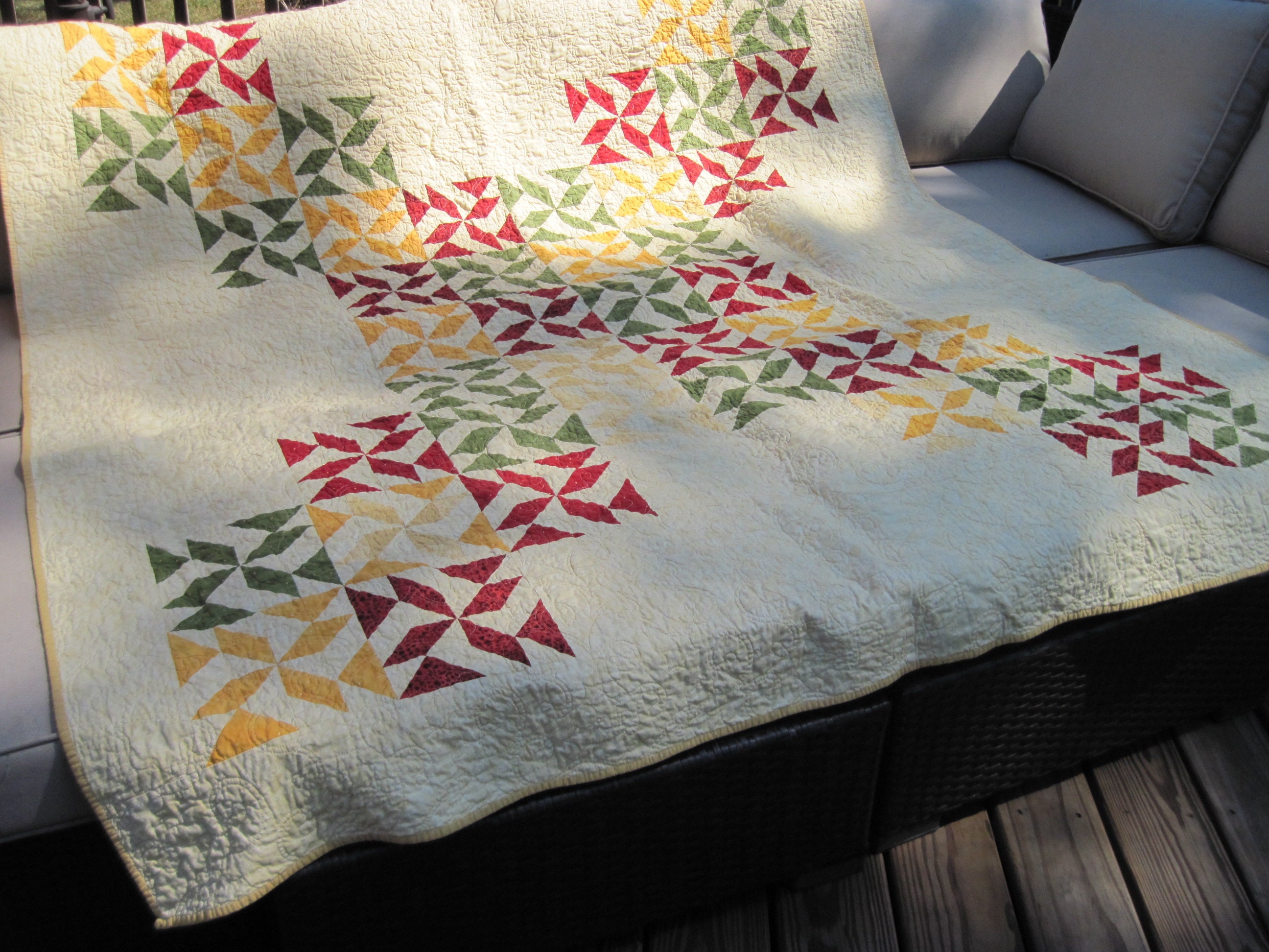 Queen Size Quilt, Generous Full Size Quilt, Christmas Quilt, Bright