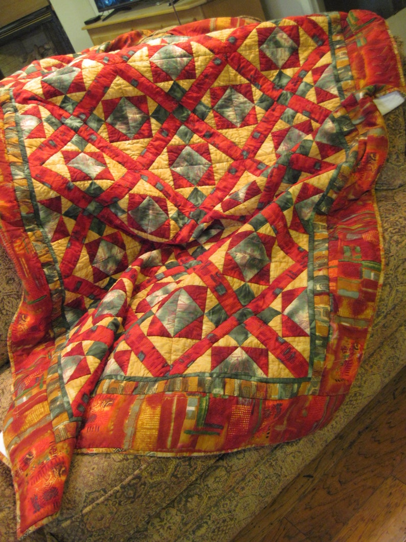 Christmas Quilt, Xmas Quilt, Gender Neutral Quilt, Gold Quilt, Green