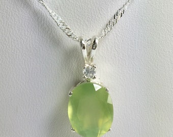 Prehnite Gemstone 11x9mm 3.90ct Sterling Silver Necklace Pendant Natural Untreated