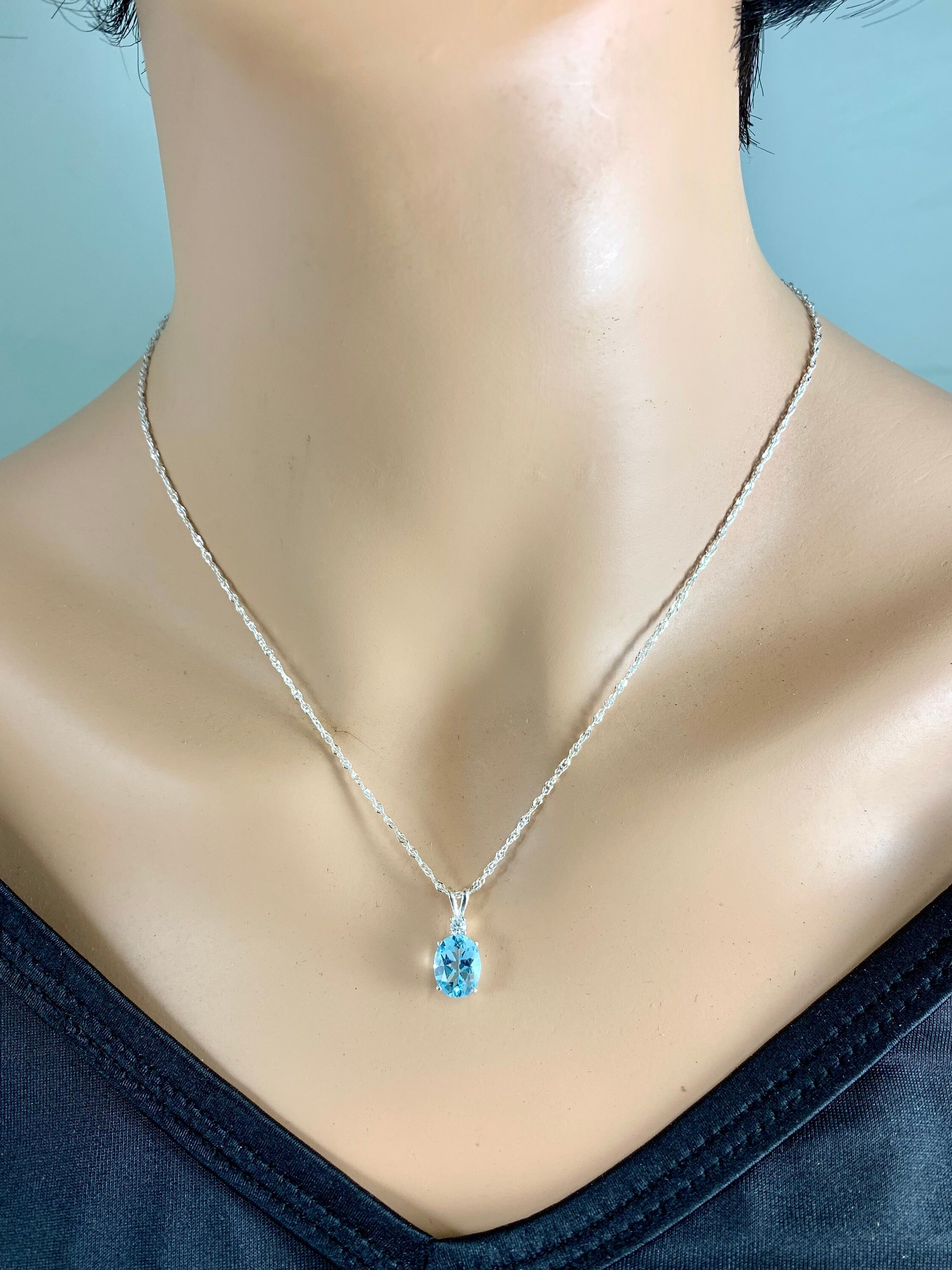 Sky Blue Topaz 10x8mm 3.30ct Sterling Silver Necklace