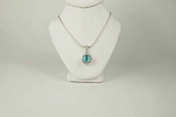 Apatite Sterling Silver Necklace 1ct 6mm Surrounded by Halo of - Etsy