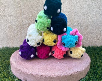 Rainworld Slugcat Crochet Plush