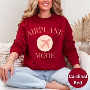 Sudadera con modo avión / Hora de aventuras / Suéter de viaje / Regalo para viajeros / Camiseta de vacaciones / Cuello redondo de modo avión imagen 5