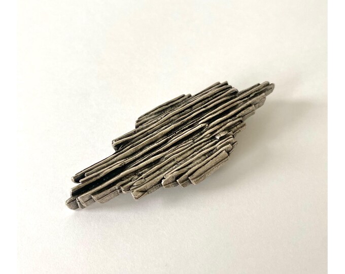 Vintage Biche de Bere Paris Brooch, Signed - Brutalist Design in Silver-Toned Metal - 1990s