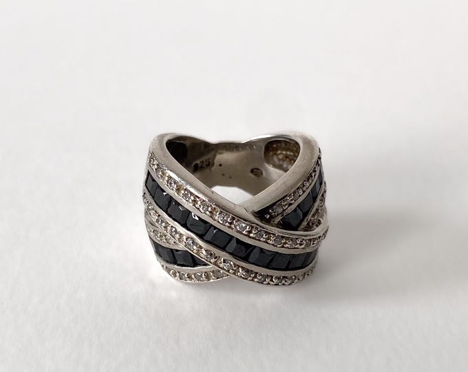 Vintage Sterling Silver Ring with Black Onyx and Rhinestones – Art Deco Style, 1980s