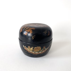 Boîte ancienne asiatique en carton bouilli laqué noir - Napoléon III, fin XIXeme