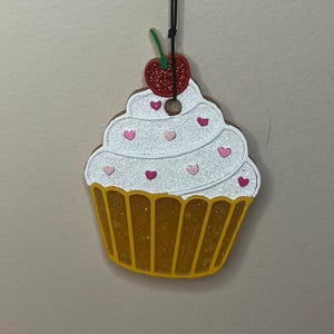 Cupcake Freshie