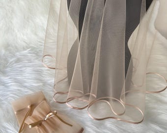 Champagne Bridal Veil & Gloves Set: Ribbon-Edged Tulle, Henna Wedding Elegance