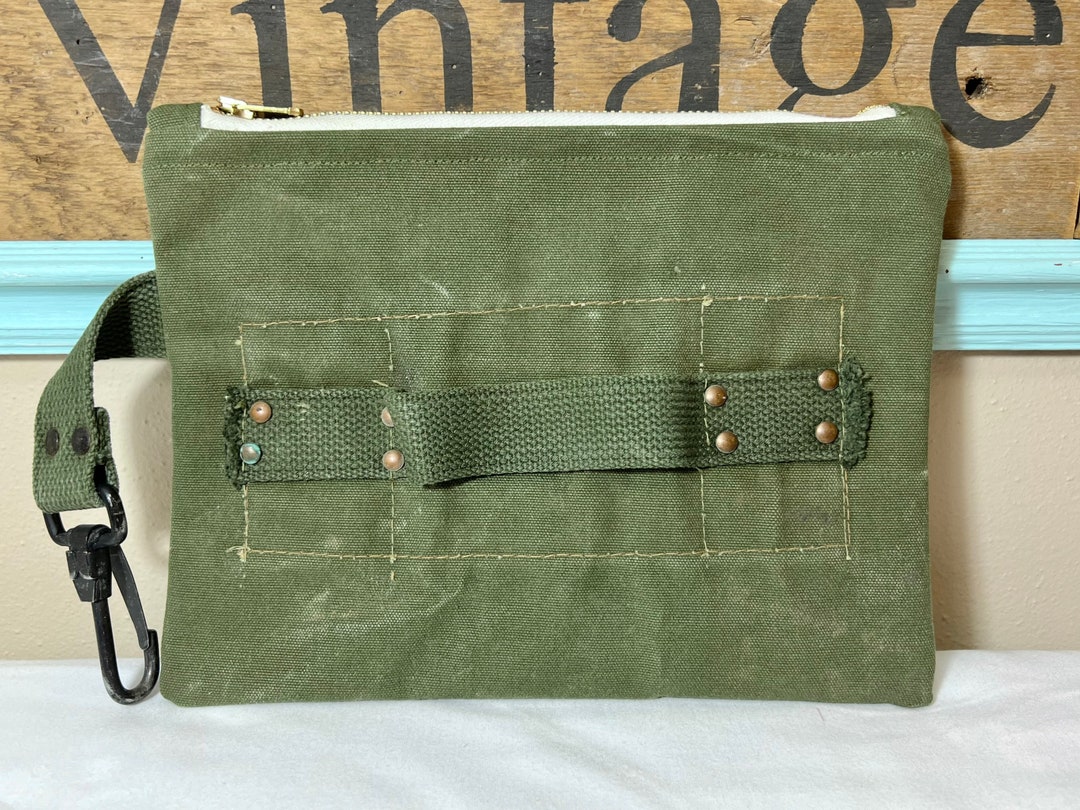 Vintage Military Duffle Zipper Pouch / Army Duffle Bag Zipper Pouch