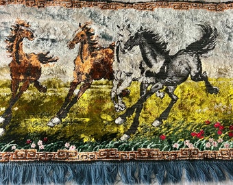 Small Vintage Horse Tapestry / Vintage Horse Wall Tapestry / Vintage Wall Décor