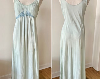 Long Vintage Negligee / Tank Style Negligee Dress / 1960’s Vintage Fashion / Boudoir Fashion