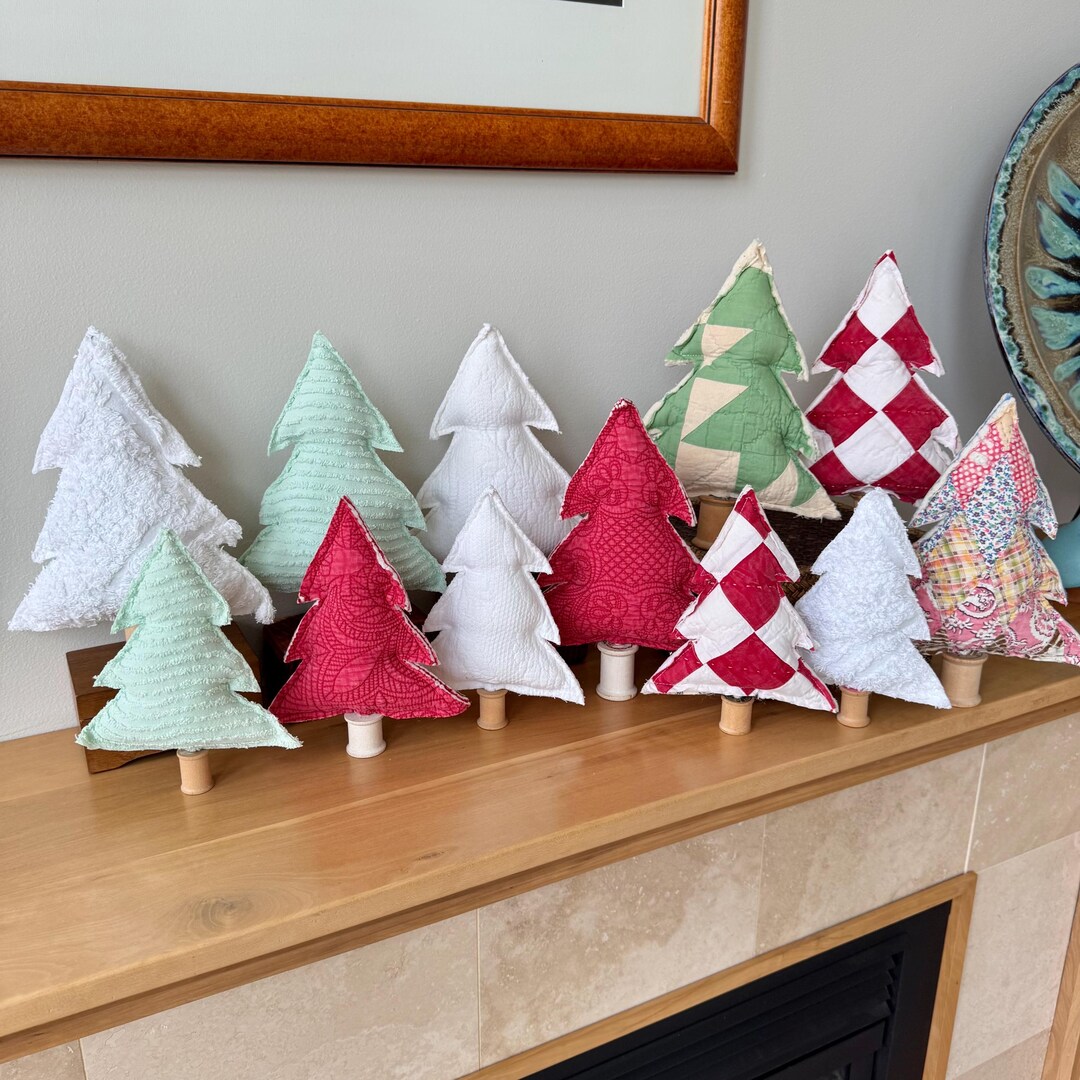 Vintage Christmas Tree CW1211084CL Quilt main image 0