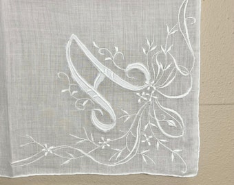 ONE Vintage Monogrammed A Hankie / A Monogrammed Wedding Handkerchief / Letter A Ladies Hankie