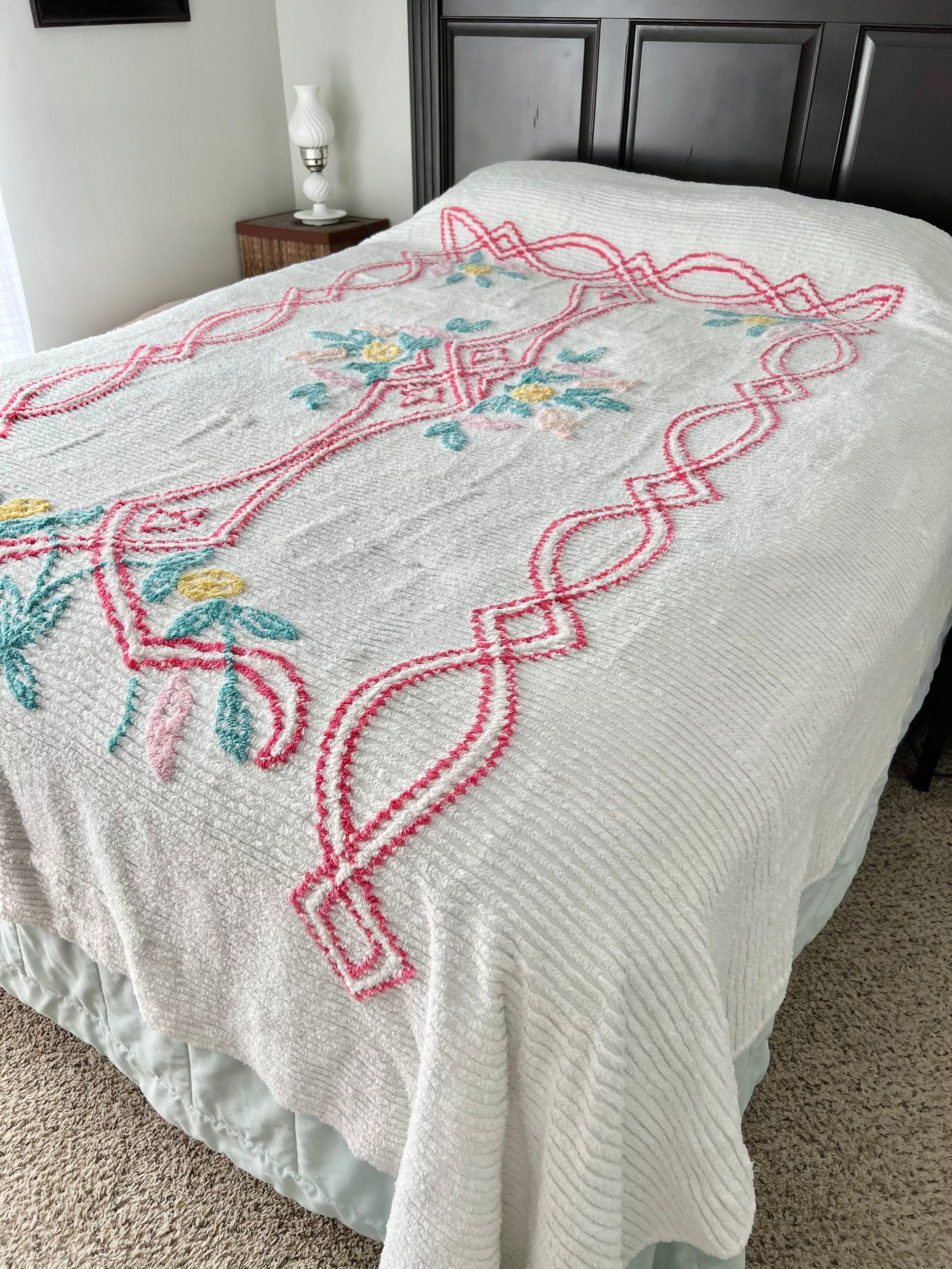 Vintage Chenille Bedspread, Light Pink, Full Queen store