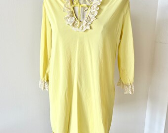 Vintage Yellow Nighty / Long Sleeve Yellow Nightgown Negligee / 1960’s Vintage Fashion / Boudoir Fashion