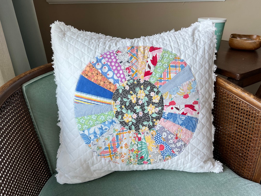 Vintage Quilt Pillow COVER / Vintage Fan Quilt Pillow Sham / Dresden