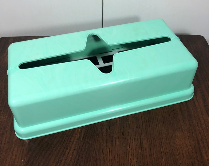 Vintage Aqua Tissue Box Cover / Aqua Green Plastic Kleenex Box Cover