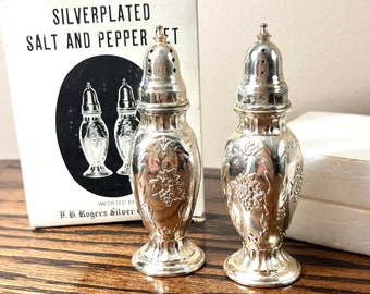 Vintage FB Rogers Silver Plated Shaker Set / Silver Plated Salt and Pepper Shakers