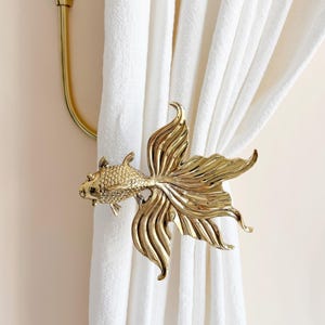 Golden fish brass hooks，Gold Curtain Hooks, Brass Hooks，Brass Curtain Ties