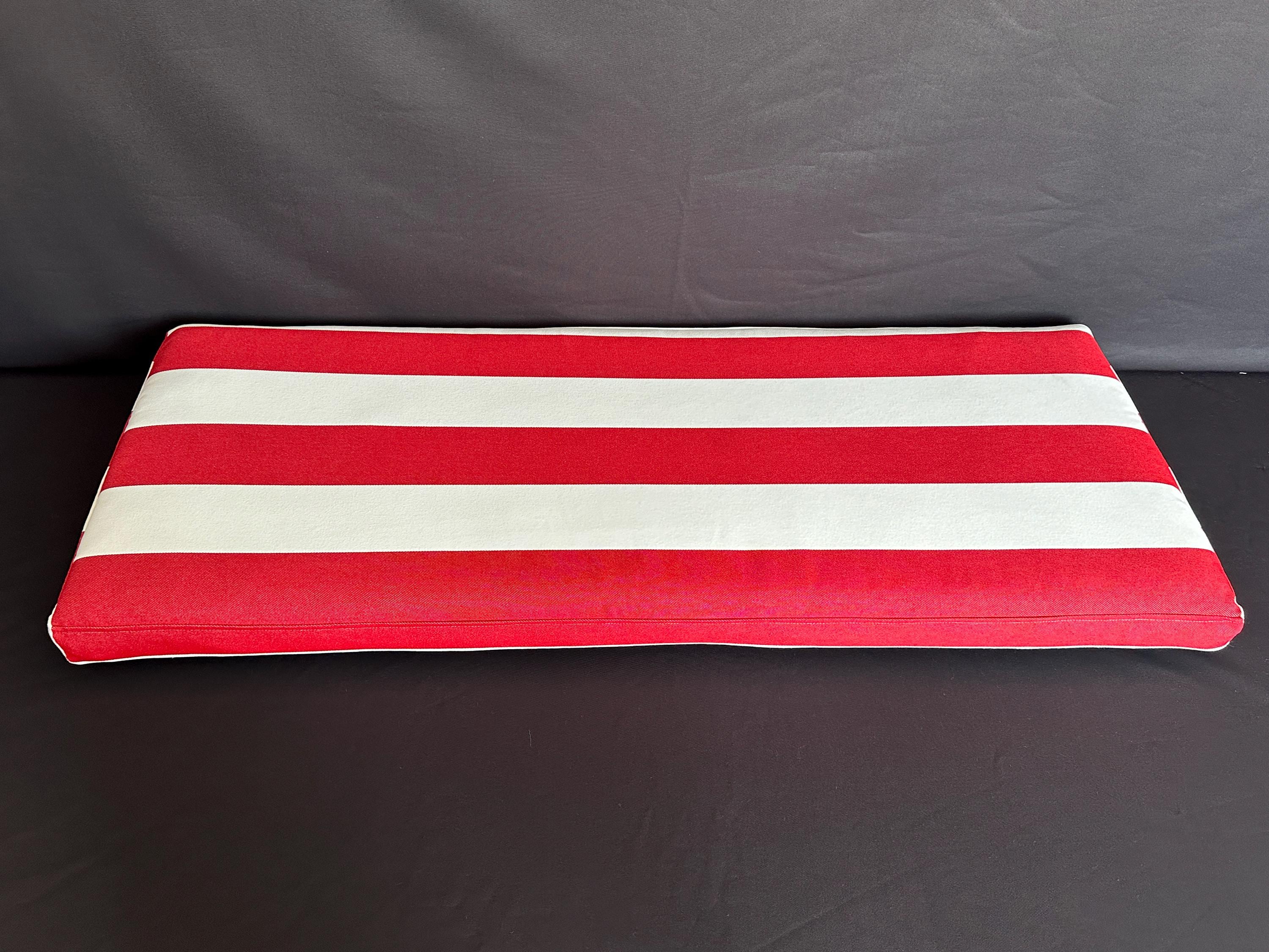 Red and White Striped Pattern Outdoor Bench Cushion, Waterproof and ...