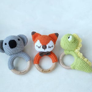 Personalized Animal Crochet Rattle, Baby Shower Gift, Custom Name Wooden Baby Rattle, Crochet Rattle Toy, Newborn Gift