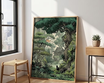 Könnte beinhalten: Ein gerahmter vertikaler Kunstdruck mit einer detaillierten Waldszene, einem großen moosbewachsenen Baum im Vordergrund, einem kleinen Tempel in der Ferne, einer orangefarbenen Katze auf einem Ast und einer schwarzen Katze auf dem Waldboden.
