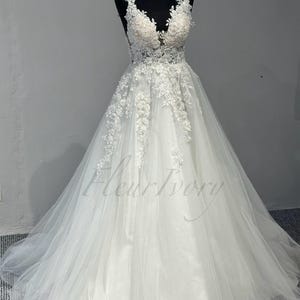 Sleeveless Wedding Dress Whimsical Wedding Dress Romantic Wedding Dress Tulle Wedding Dress Princess Wedding Dress Sparkle Wedding Dress