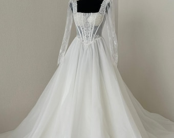 Romantic Lace Wedding Dress Long Sleeves Corset Bodice Square Neck Tulle A-Line Bridal Gown Custom Made