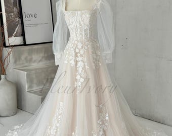 Boho Wedding Dress with Puffy Bishop Sleeves, Square Neck Bridal Gown, Floral Lace A-line Wedding Dress, Romantic Tulle Gown, Cottagecore