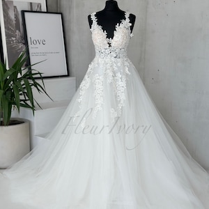Fairy Wedding Dress Whimsical Wedding Dress Romantic Wedding Dress Tulle Wedding Dress Princess Wedding Dress Sparkle Wedding Dress