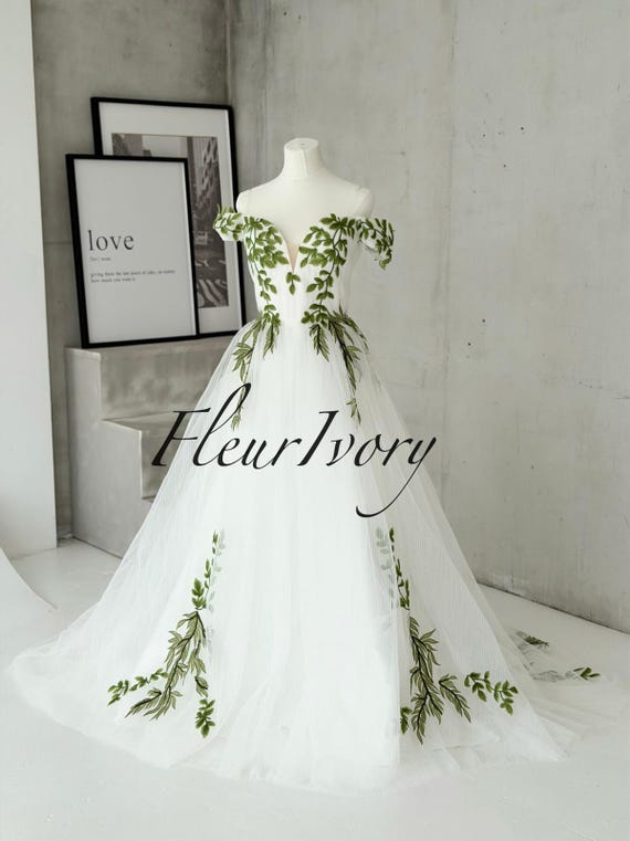 Fairycore Wedding Dress Green Vine, Off Shoulder Bridal Gown Woodland Forest