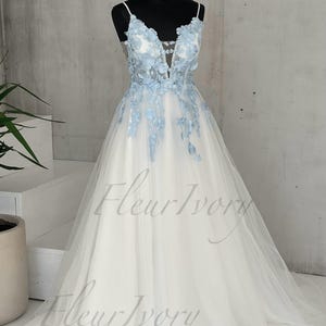 Colorful Wedding Dress Embroidered Wedding Dress Fairy Wedding Dress Botanical Wedding Dress Colored Wedding Dress Forest Wedding Dress