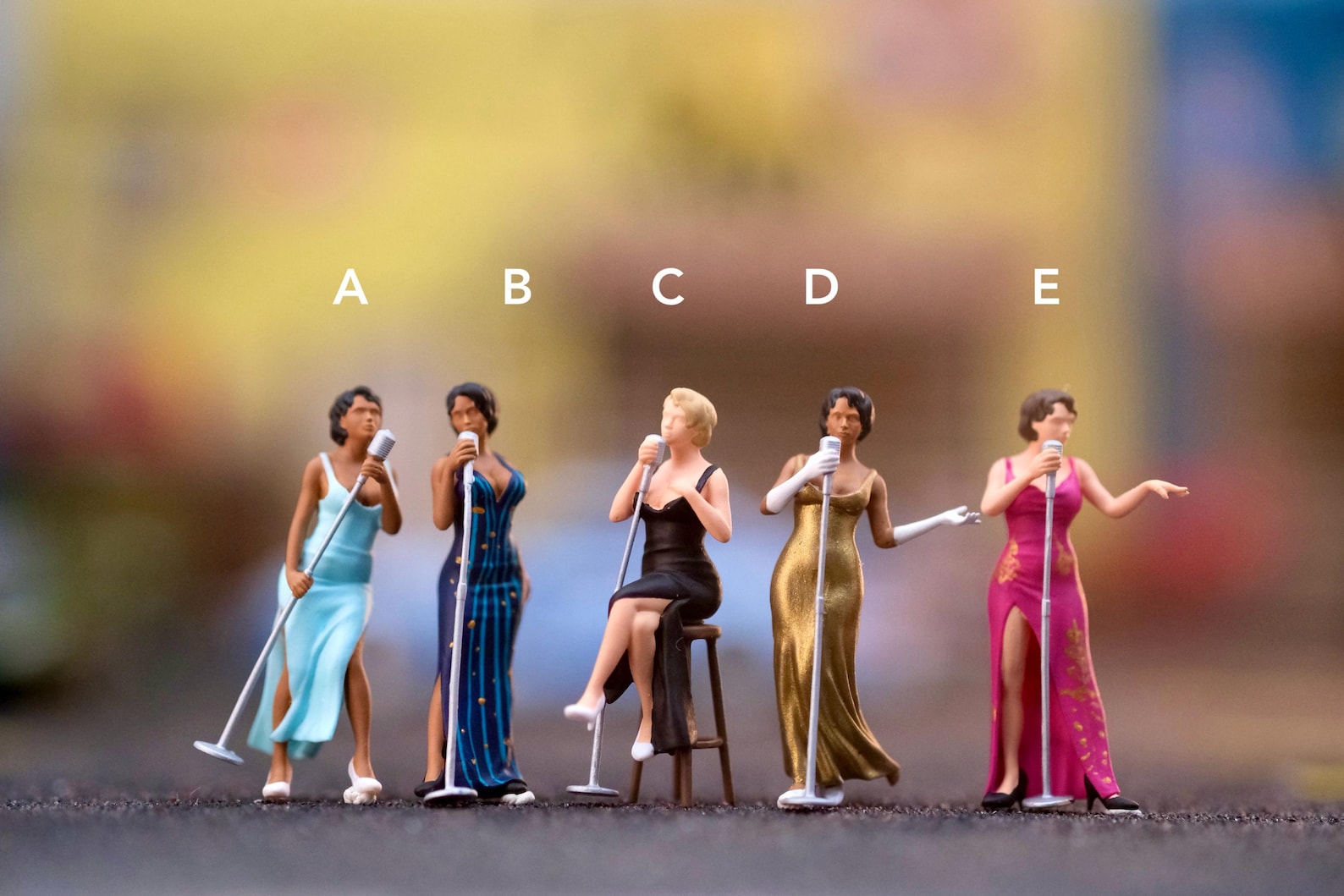Singer Figure Miniature Figure Jazz Singer Scale 1/64 or 1/87 for Diecast and Diorama ...