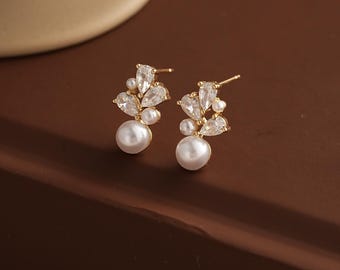 Pendientes de perla con diamantes, pendientes de perla de plata esterlina, pendientes de perla con diamantes, pendientes de novia, pendientes de perla para boda, pendientes de compromiso