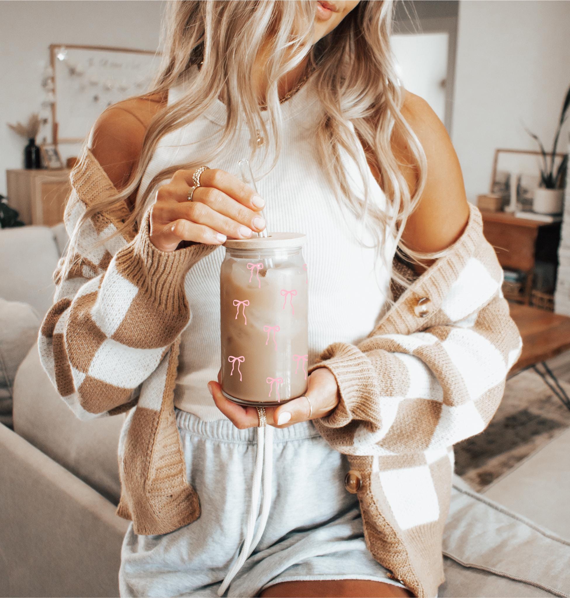 Coquette Pink Bow Glass Tumbler: 16oz Sipper Mug With Bamboo Lid - Etsy