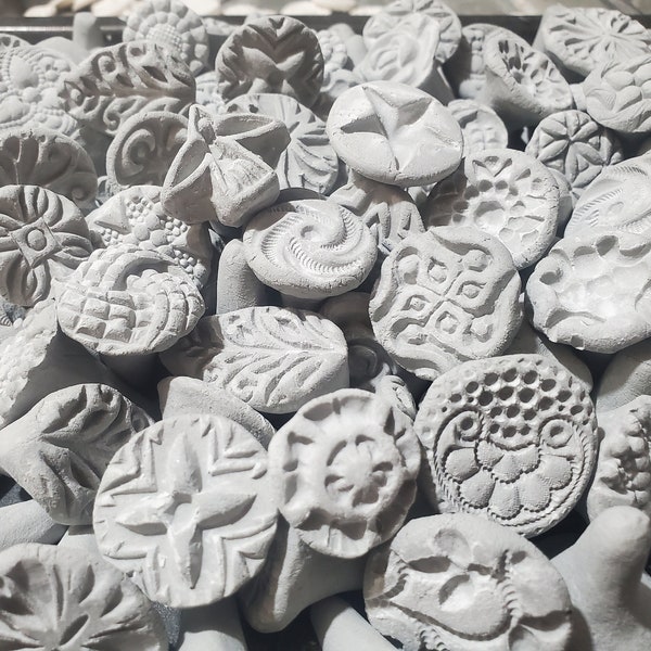 30 TEXTURE STAMPS for CLAY, pmc, fimo, dough, and more! - many designs - FrEE ShiPPing! - Detail, mix, assortment, ceramic, bisque, pattern