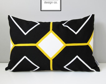 Black White Outdoor Pillow Cover, Modern Yellow Geometric Pillow Cover, Decorative Pillow Cover, Sunbrella Cushion Cover, Arabesk, Mazizmuse