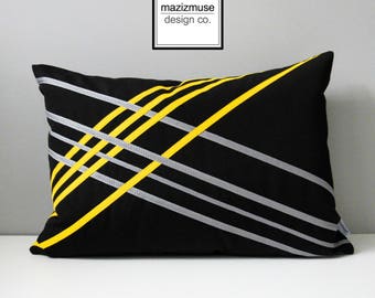 Decorative Black & Yellow Outdoor Pillow Cover, Geometric Pillow Cover, Modern Sunflower Yellow Sunbrella Cushion Cover, Mazizmuse