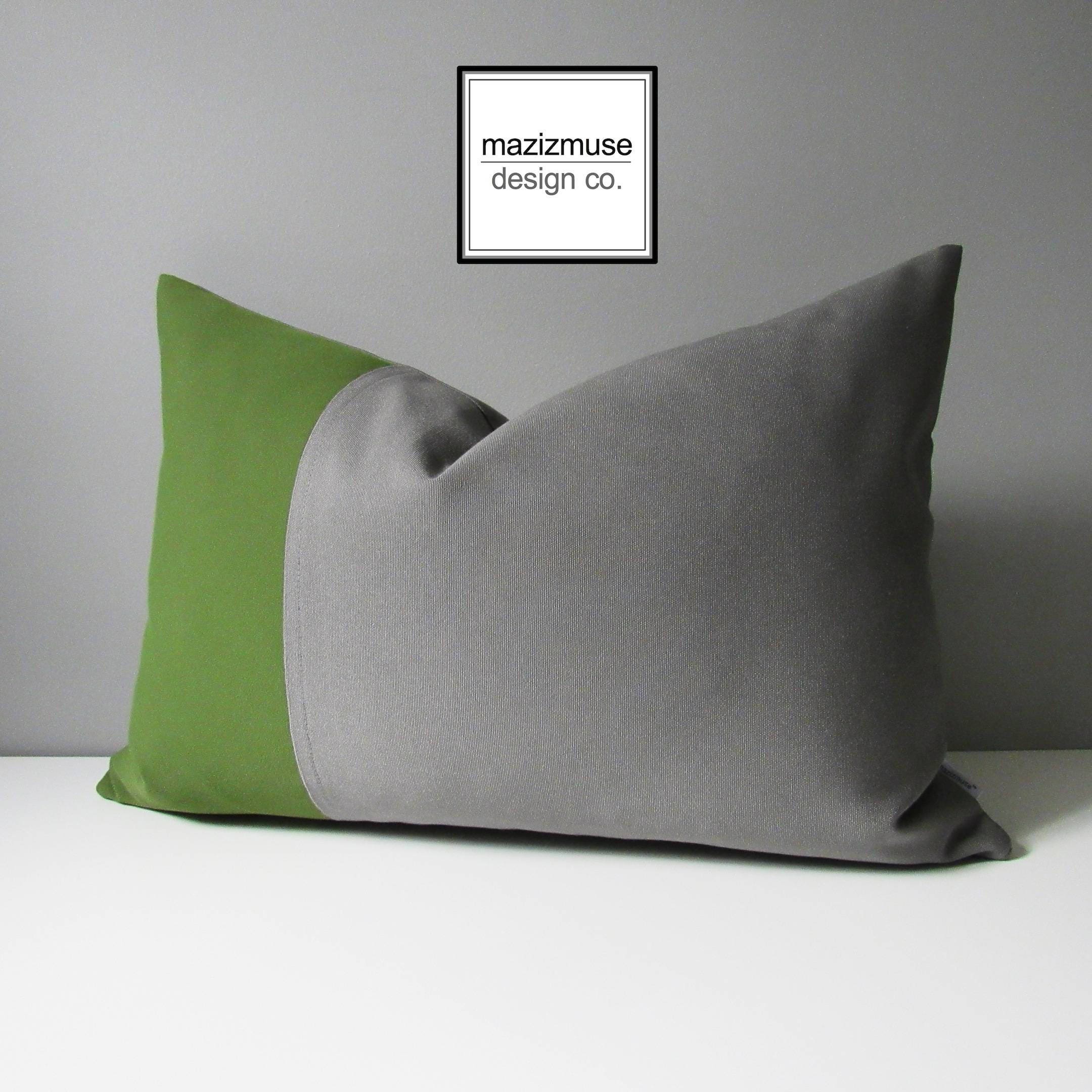 knoflook tv mot Sale TWO Decorative Nutmeg & Grey Outdoor Pillow Covers - Etsy