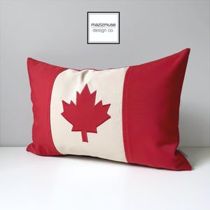 Kanada Flagge Kissenbezug in Rot, Weiß oder Beige Sunbrella® Outdoor Stoff für Veranda Terrasse, Einweihungsgeschenk, Spielzimmer, Ahornblatt Kissen