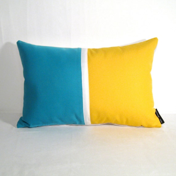 Items similar to Decorative Color Block Pillow Cover, Modern Blue