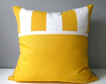 VENTE, housse de coussin extérieur jaune et blanc, housse de coussin rayée décorative, Sunbrella Stripe, housse de coussin de bloc de couleur moderne, jaune citron