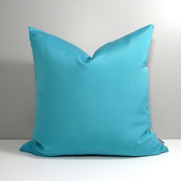 Aruba Blue Sunbrella Pillow Cover, Modern Outdoor Pillow Cover, Decorative Turquoise Blue Cushion Cover, Pool Blue Pillow Cover, Mazizmuse
