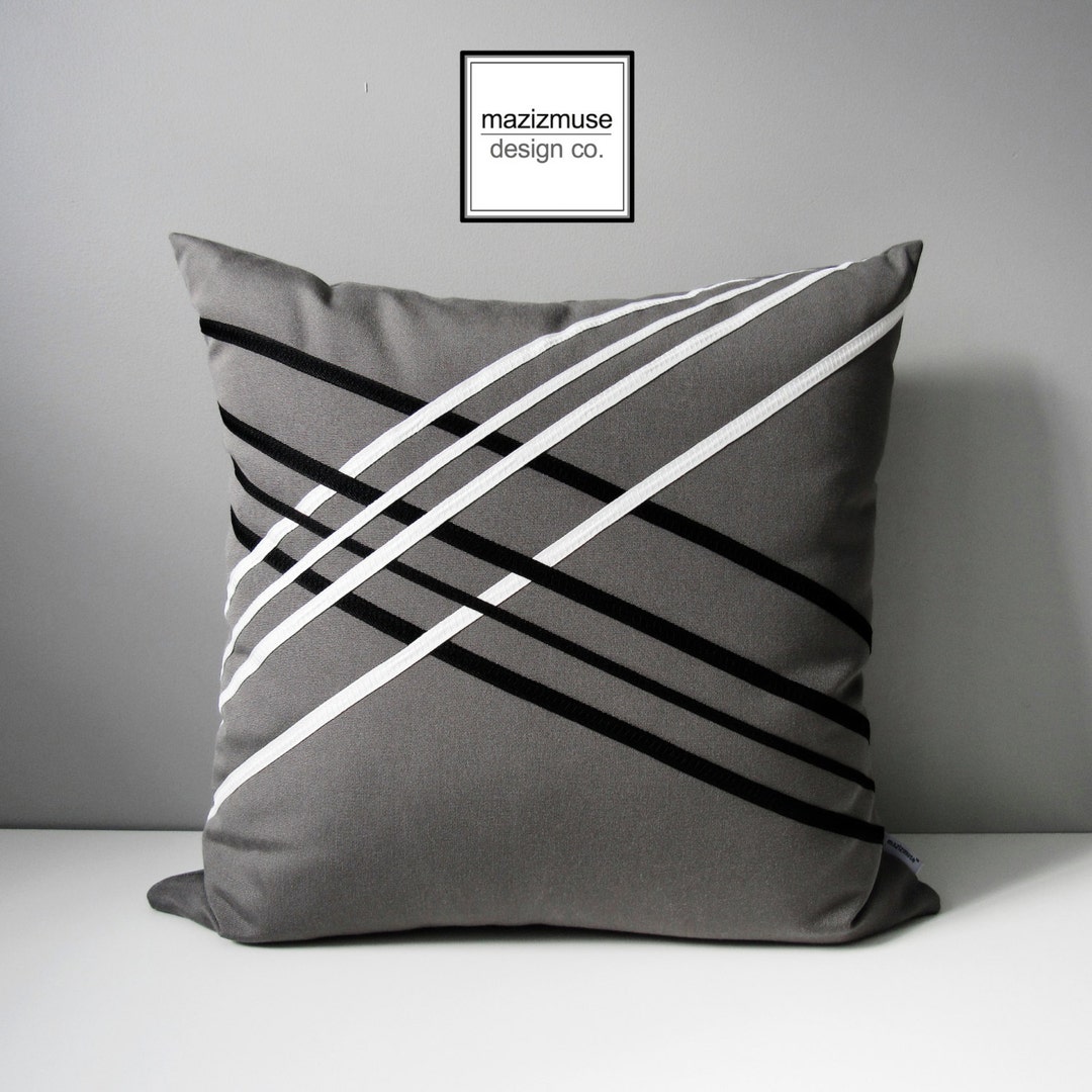 Grey Outdoor Pillow Cover, Black White Geometric Lattice, Modern