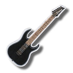 Puede incluir: Parche bordado de una guitarra eléctrica negra con borde blanco. El diapasón y el clavijero presentan detalles dorados y plateados. Se proyecta una sombra debajo del parche.