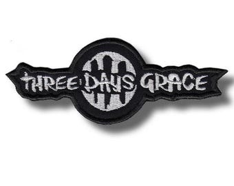 Parche bordado con la frase Three Days Grace para planchar 25e99b