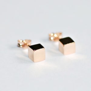 Cube earrings, gold, rose gold or sterling silver studs, 5mm cube, gold cube, geometric studs, silver cube, simple earrings, rose gold cube