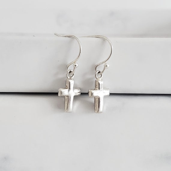 Orecchini con croce in argento Motifs