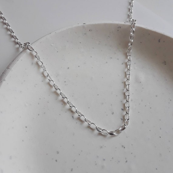 Sterling silver drawn oval link chain necklace